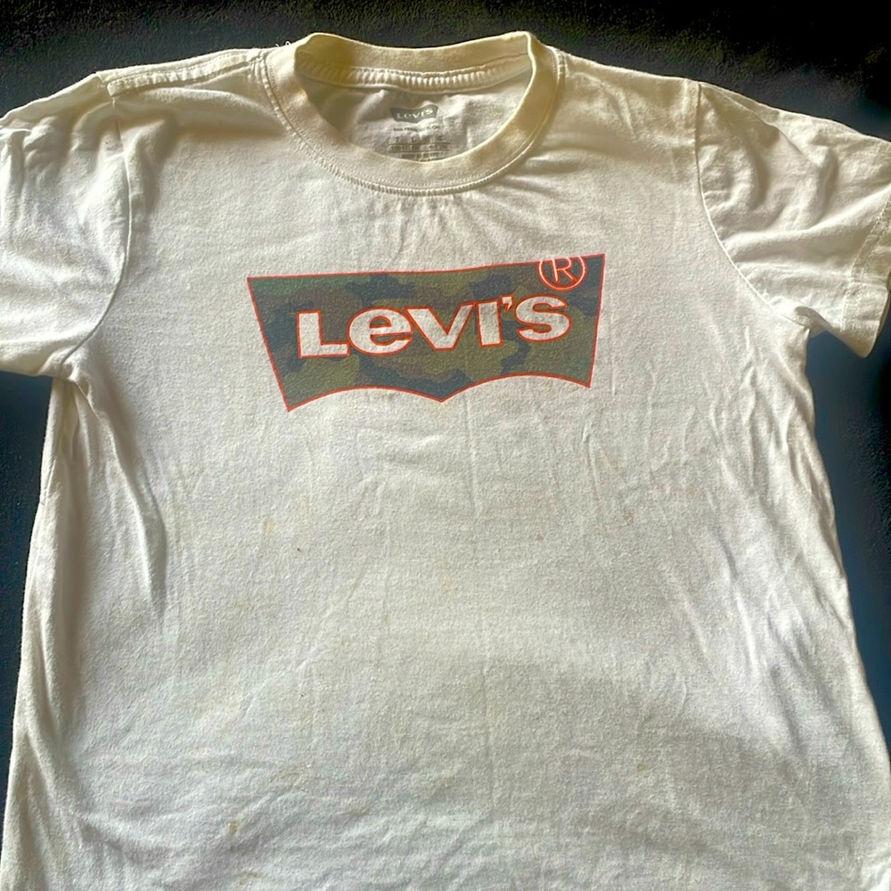 Levi’s Shirt